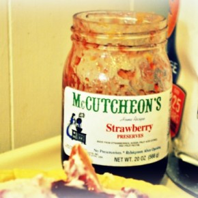 Kitchen Cheats: Strawberry Sour Cream Pie
